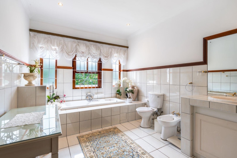 4 Bedroom Property for Sale in Newlands Western Cape